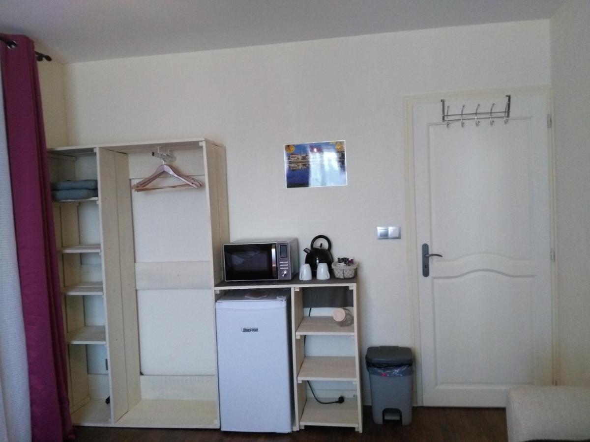 Les Chambres De Beauviel Saint-Jean-dʼEyraud Esterno foto