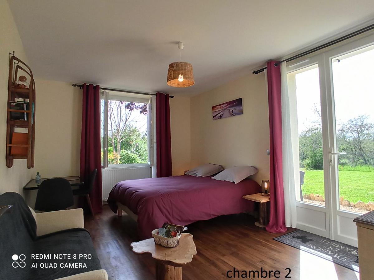 Les Chambres De Beauviel Saint-Jean-dʼEyraud Esterno foto